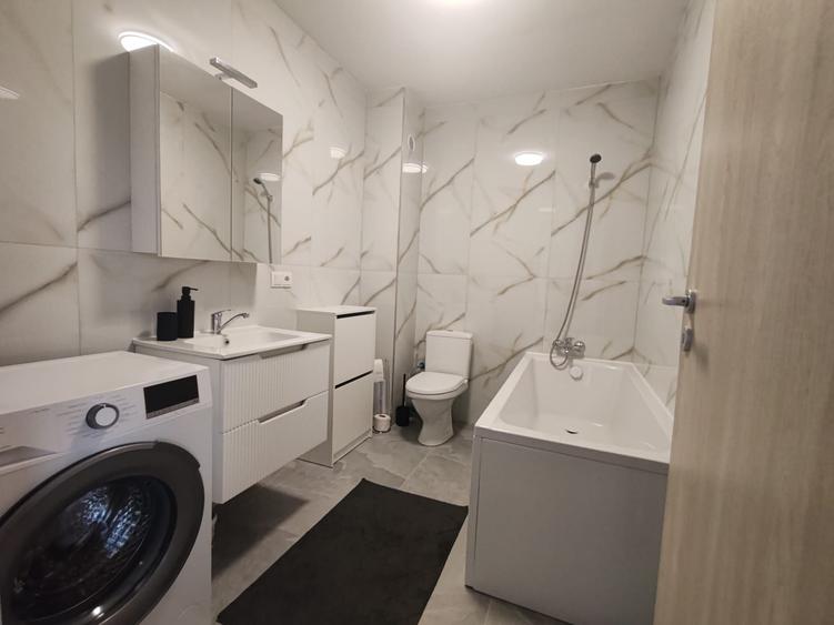 Apartament cu 2 camere nedecomandat în Central