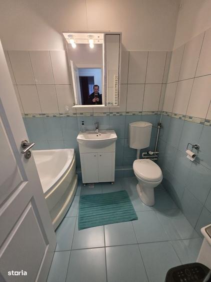 Apartament cu 2 camere decomandat, mobilat în Basarabia