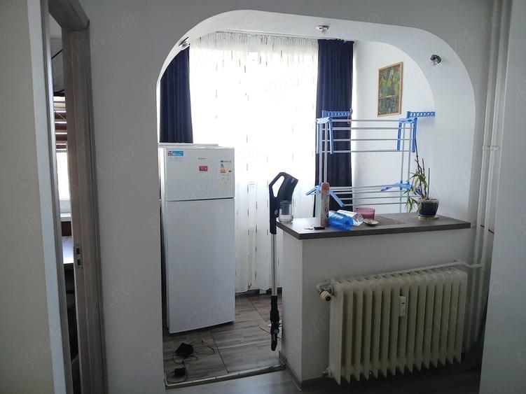Garsonieră decomandată în Brazda lui Novac