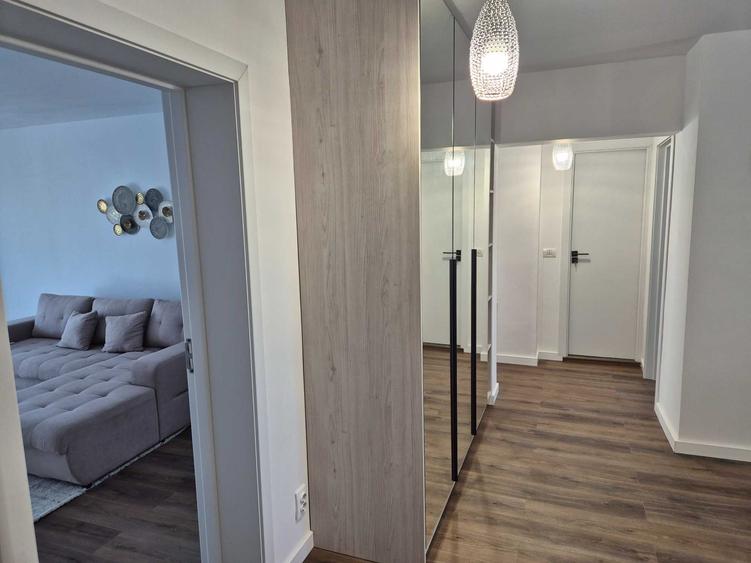 Proprietar inchiriez apartament renovat 2026 - 3 camere rond Piata Alba Iulia stradal - 3