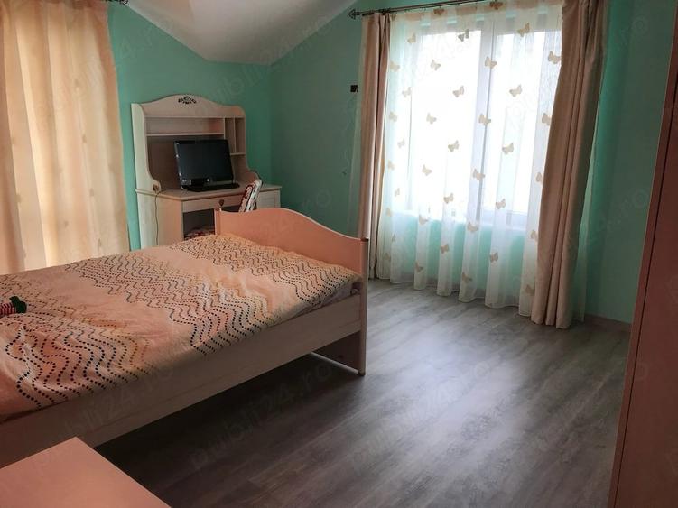 Casă cu 4 camere cu Teren 541 Mp în Sântandrei