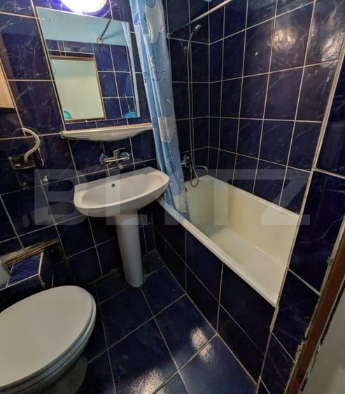 Apartament cu 2 camere semidecomandat, mobilat în 9 Mai