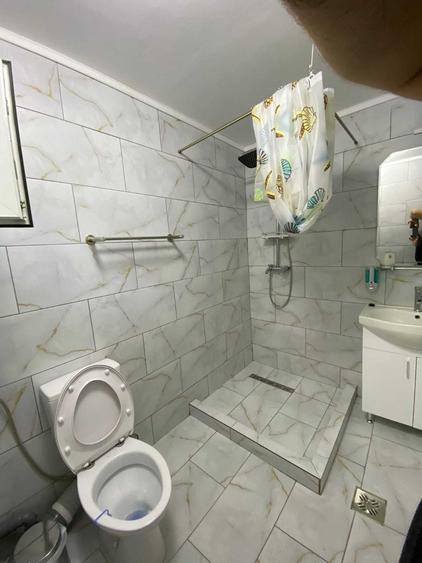 Casă cu 4 camere în Vadu
