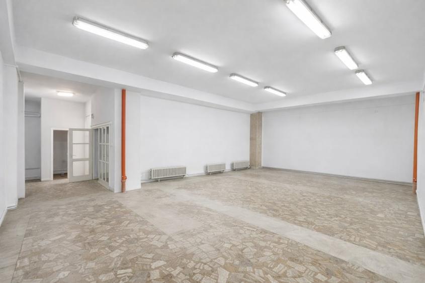 Spațiu comercial, de 160 mp, în Centru Civic