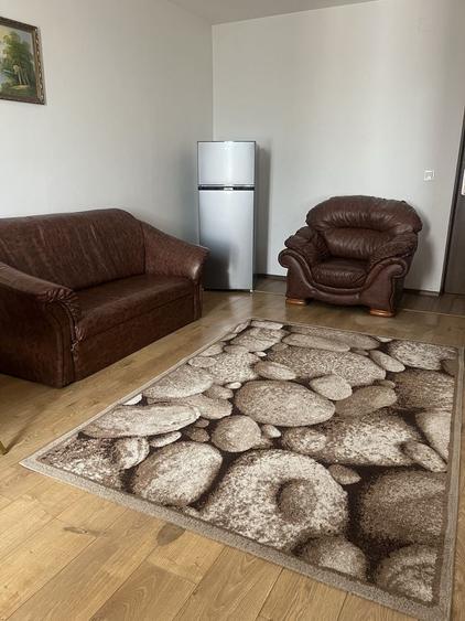 Apartament cu 2 camere nedecomandat în Bariera Vâlcii