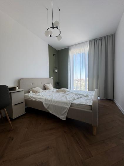Apartament cu 3 camere decomandat în Tipografilor