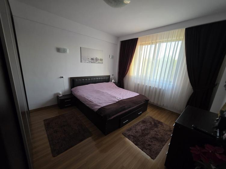 Apartament cu 2 camere decomandat în Găvana