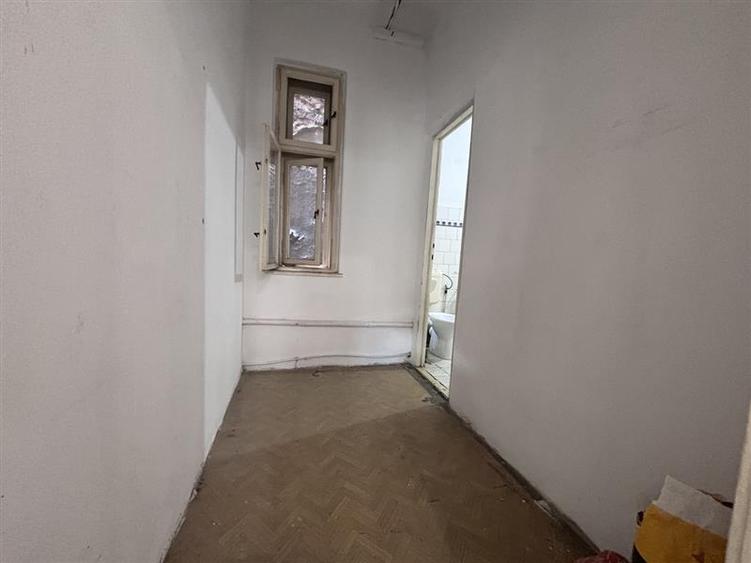Apartament cu 2 camere nedecomandat în Ultracentral