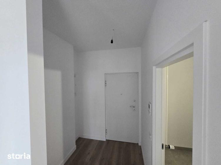 Apartament cu 2 camere în Baza 3