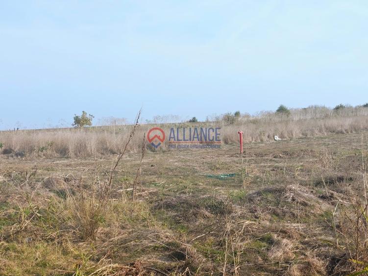 Teren intravilan de 1781 mp, în Valu lui Traian