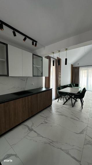 Casă cu 4 camere cu Teren 295 Mp în Central