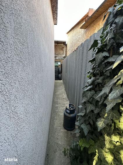 Casă cu 4 camere cu Teren 225 Mp în Rahova