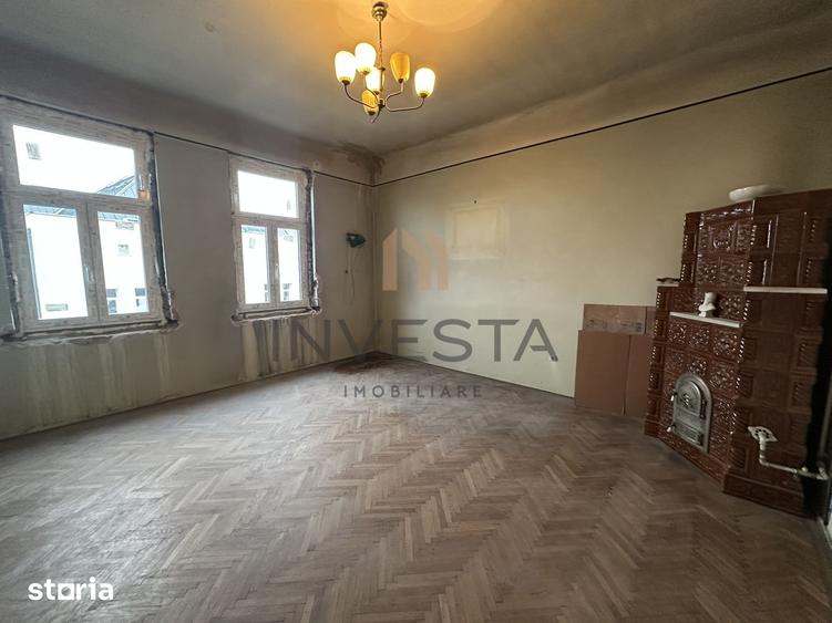 Apartament cu 3 camere decomandat în Central