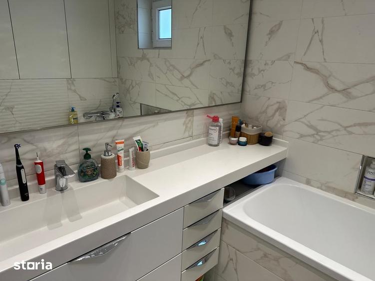 Apartament cu 4 camere, mobilat în Babadag