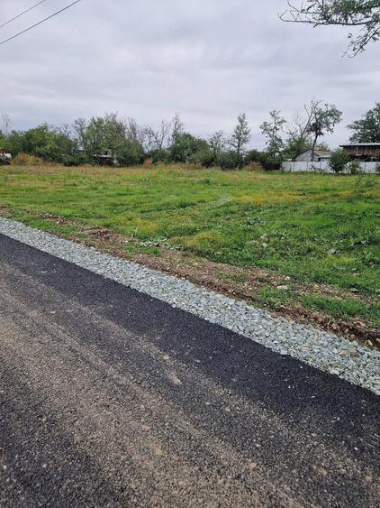 Teren de 1378 mp, în Ion Roată