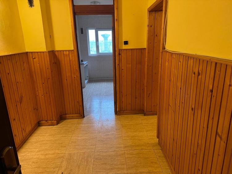 Apartament cu 2 camere semidecomandat în Dristor