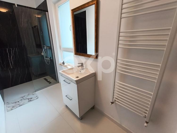 Apartament cu 3 camere decomandat, mobilat în Calea Călărașilor