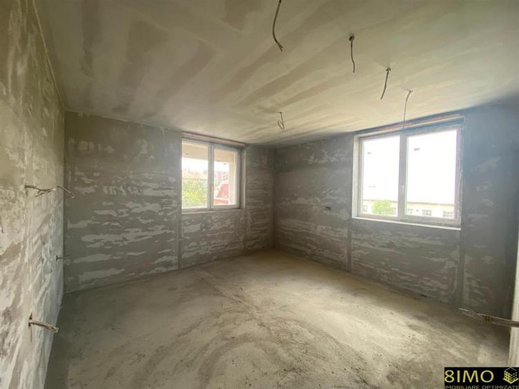 Apartament cu 4 camere decomandat în Fălticeni