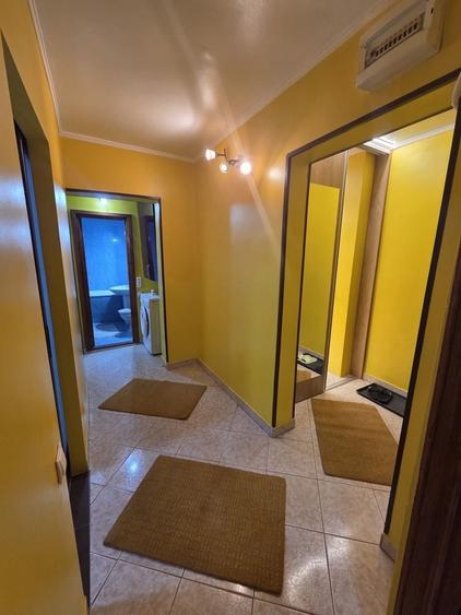 Apartament cu 2 camere decomandat în Vărsătura