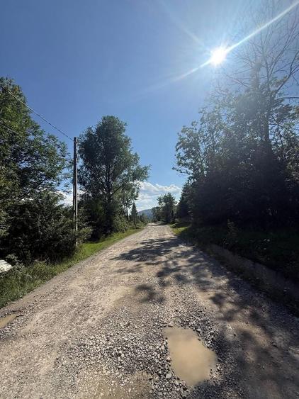 Teren Construcții intravilan de 1662 mp, în Trăisteni