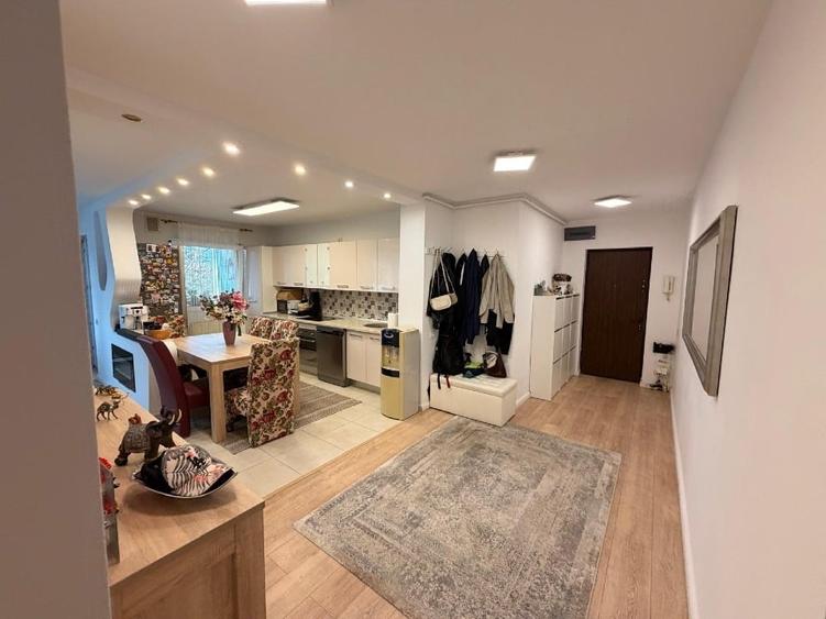 Apartament cu 3 camere decomandat, mobilat în Bucureștii Noi