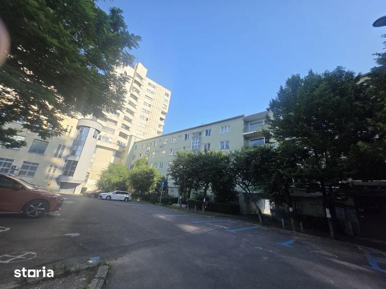 Se vinde apartament 2 camere zona Afi Mall decomandat, de renovat - 2