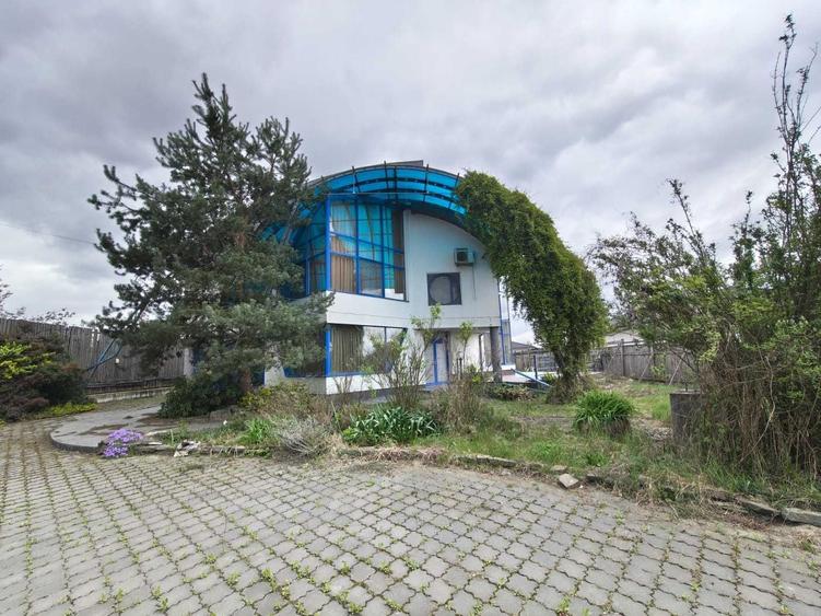 Casă cu 4 camere în Satu Nou de Jos