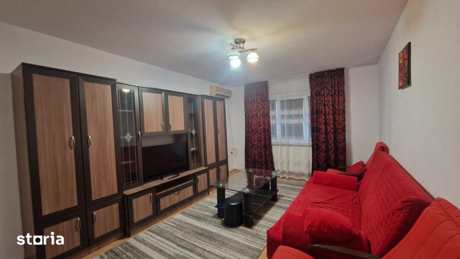 Apartament cu 2 camere decomandat, mobilat în Central