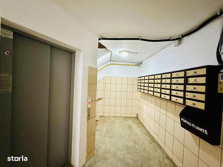 Apartament cu 3 camere în Apărătorii Patriei