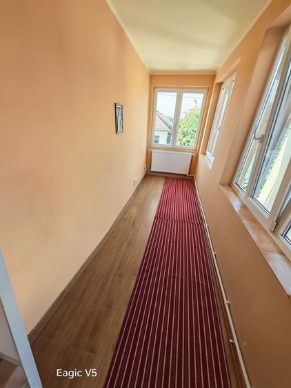 Casă cu 4 camere cu Canalizare în Ghiroda
