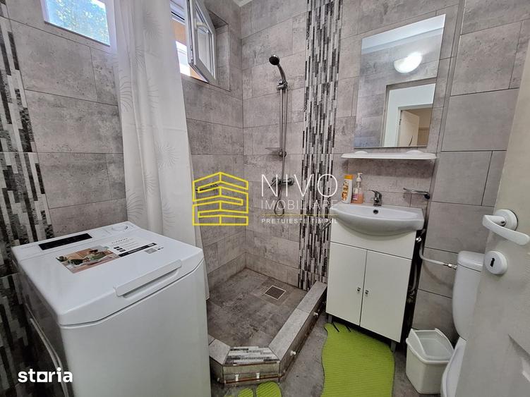 Apartament cu 2 camere semidecomandat în Aleea Carpați