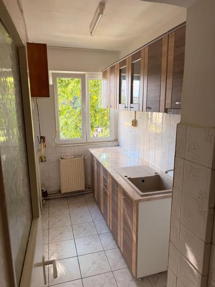 Apartament cu 2 camere semidecomandat în Exterior Vest