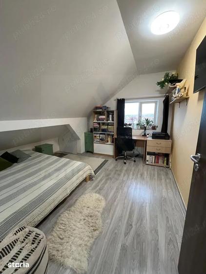 Apartament cu 3 camere în Valea Aurie