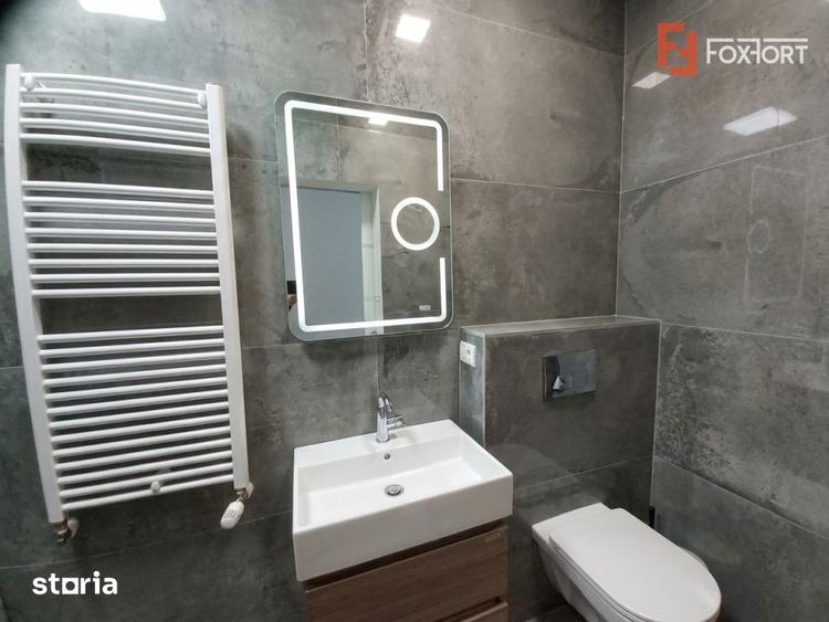 Casă cu 5 camere cu Teren 660 Mp în Lipovei