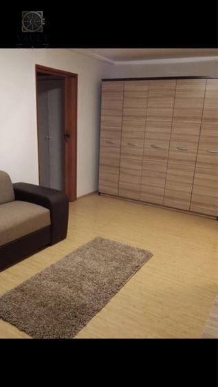 Apartament cu 2 camere semidecomandat, mobilat în Teiul Doamnei