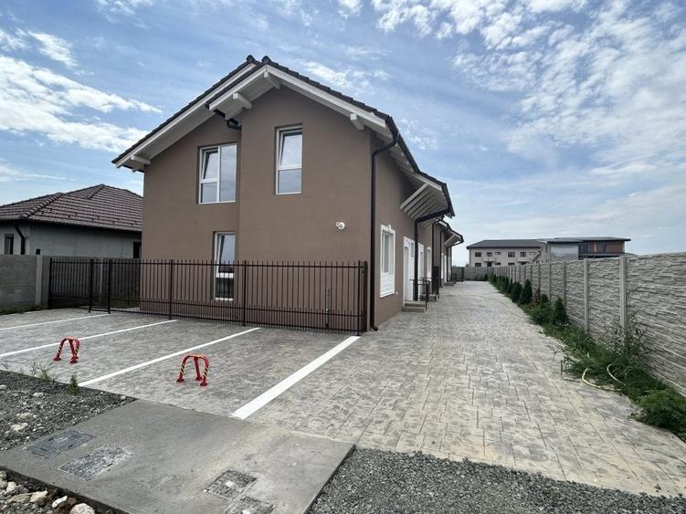 Duplex cu 3 camere cu Canalizare în Rudicica