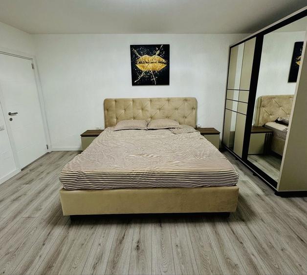 Apartament cu 3 camere decomandat în Dosu Bricii