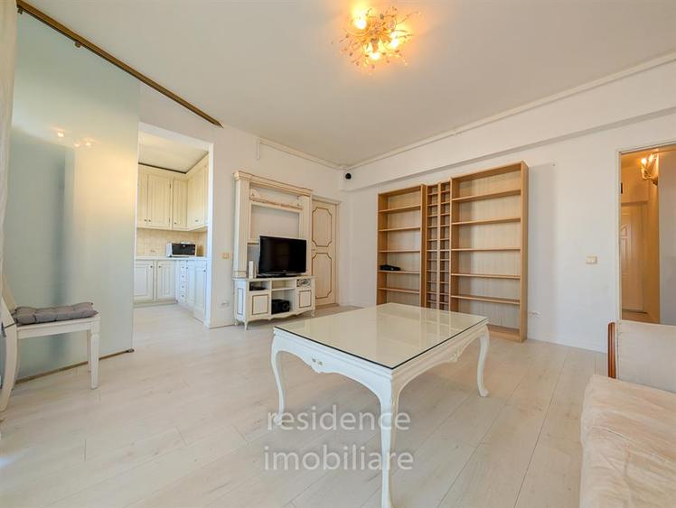 Apartament cu 2 camere semidecomandat în Andrei Mureșanu