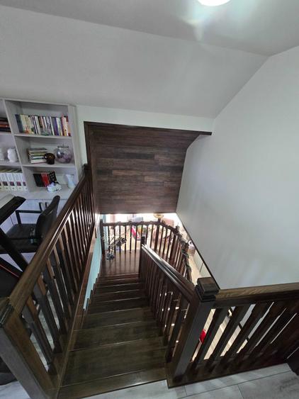 Casă cu 4 camere semidecomandat în Coșna