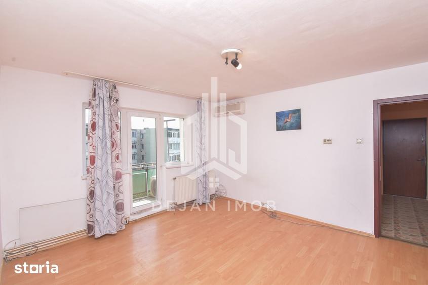 Apartament cu 2 camere semidecomandat în Sud