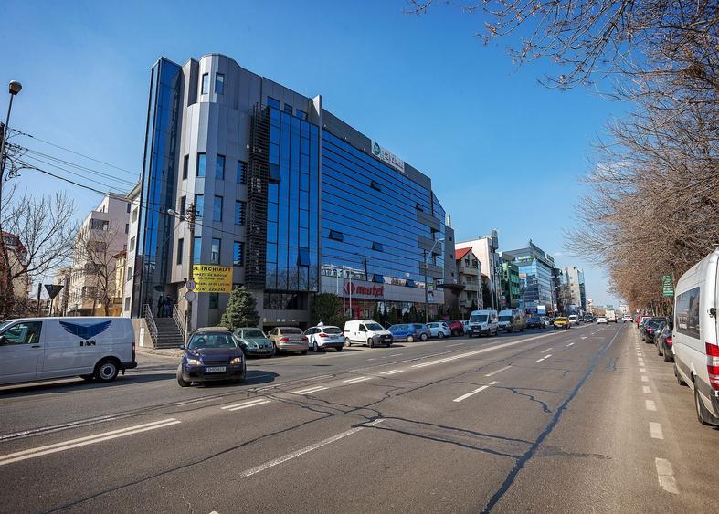 Birou, de 11,000 mp, în Aviației