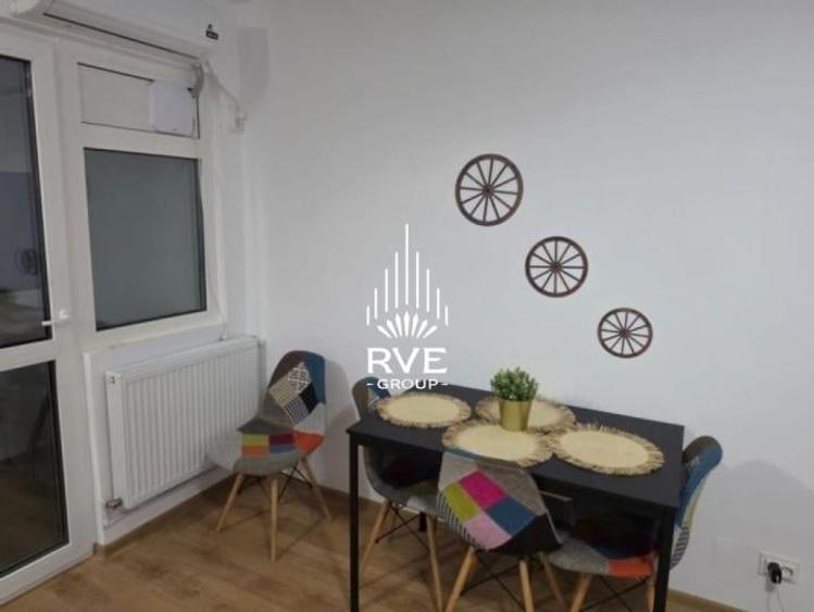 Apartament cu 2 camere în Apărătorii Patriei