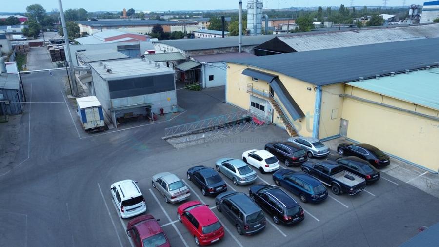 Spațiu industrial, de 5,500 mp, în Borș