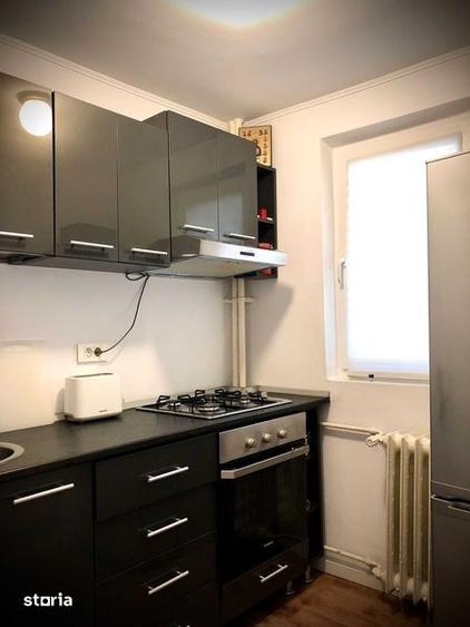 Apartament cu 2 camere în P-ța Victoriei