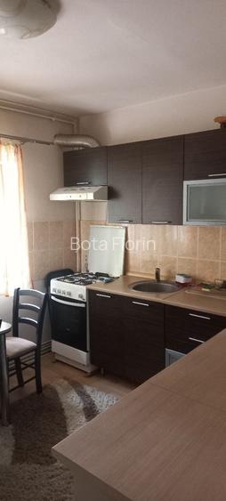 Inchiriez apartament 1 camera