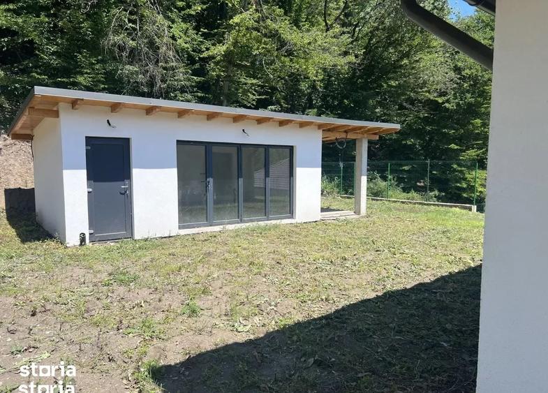 Casă cu 4 camere cu Teren 500 Mp în Baciu