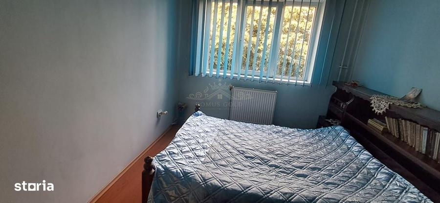Apartament cu 3 camere în Est
