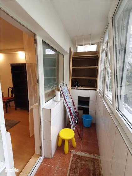 Apartament cu 2 camere semidecomandat în Grivița