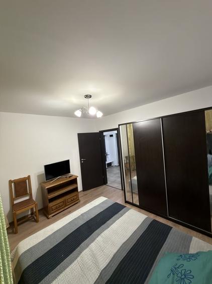 Apartament cu 2 camere semidecomandat în Măgurele