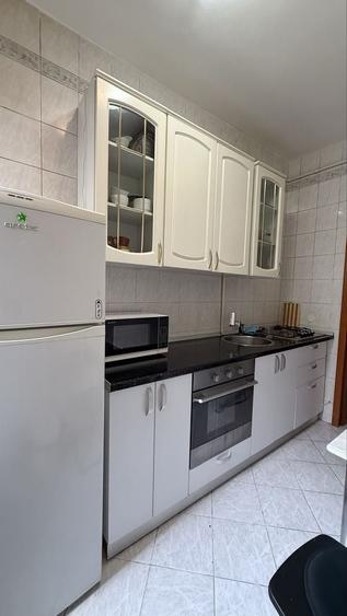 Apartament cu 2 camere semidecomandat în Floreasca